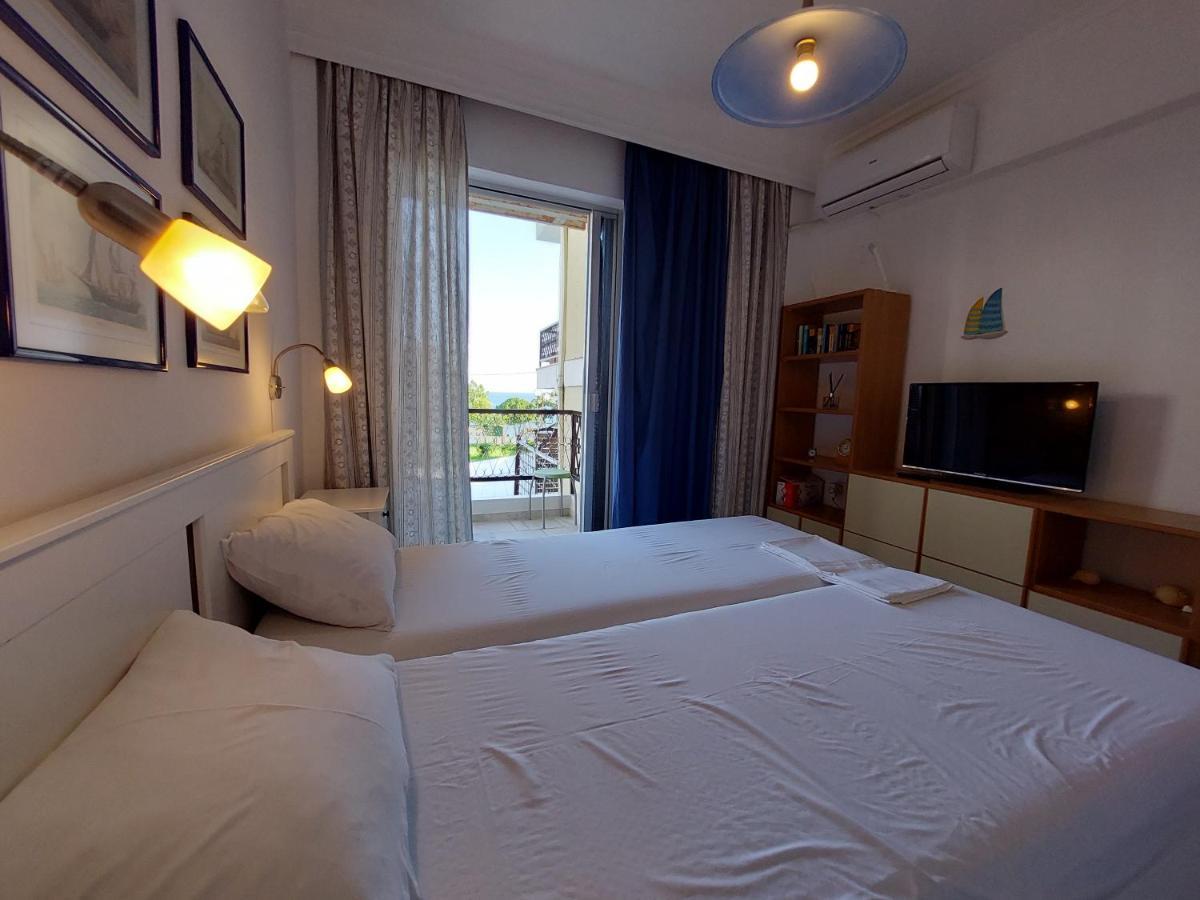 Kariani Beach Apartment Екстер'єр фото