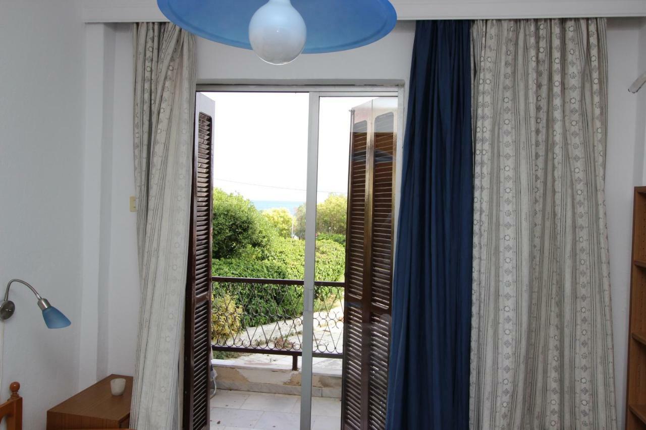 Kariani Beach Apartment Екстер'єр фото
